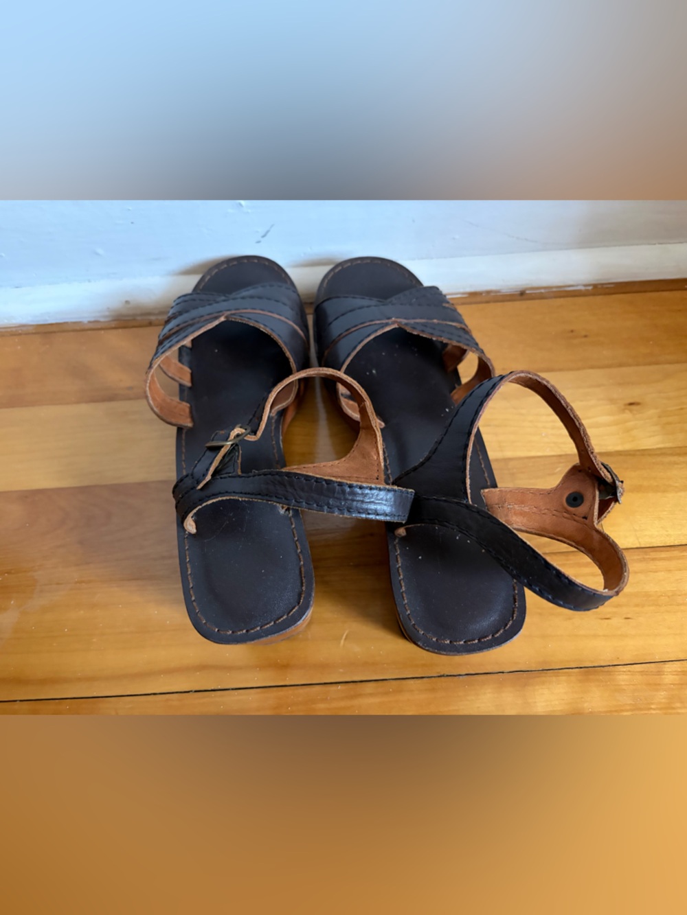Vintage 1970s Brown Leather Platform Sandals Made in Brazil - Picture 9 of 11
